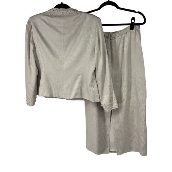 Papell Silver Pearl Studded Blazer Skirt 2 Piece Set Women’s 100% Silk Career - Picture 2 of 12